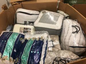 36 Individual Item Count - Macys Department Store Bedding Pallet