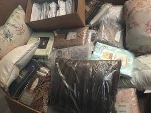 128 Individual Item Count - Macys Department Store Bedding & Curtains Pallet