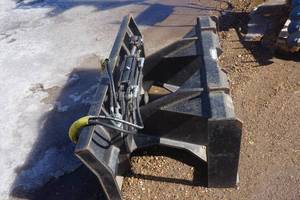 Bobcat MT Mount Mini Skid Loader Skid Steer 48 DozerPush Blade