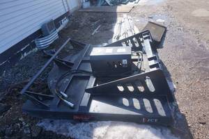 JCT Brand Universal Mount Bobcat Skid Loader Skid Steer 72 Brush Hog