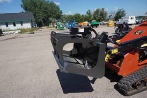 Brand New CID Brand Toro, Dingo, Boxer Mini Skid Universal Mount 48 SolidFlat Bottom Grapple Bucket