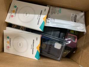 ASSORTED SAMSUNGLG PHONE CASES