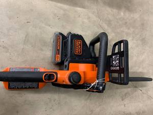 BLACK AND DECKER ELECTRIC CHAIN SAW