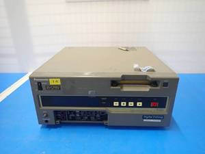Panasonic&nbspDVCPRO (includes CAB-AC power cable)