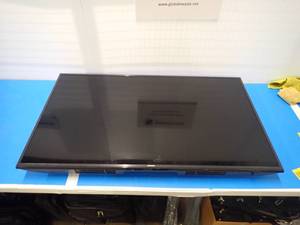 Samsung&nbspUN50UM6300 50 TV  3840 x 2160 Resolution w 60Hz Refresh rate  includes power cable and remote