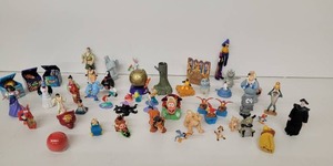 lot 199 image: Rare Collectible Disney McDonalds Happy Meal Toys- Pocahontas, Mulan, Alladin,The Little Mermaid,The Lion King,And More