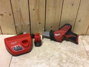 Milwaukee M12 12-Volt Lithium-Ion HACKZALL Cordless Reciprocating Saw&nbsp&nbspCustomer Returns See Pictures