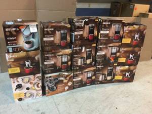 Pallet of Assorted Mixed Keurig Coffee Maker Customer Returns See Pictures