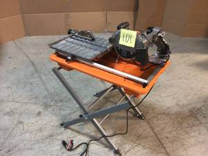 9 Amp Corded 7 in. Wet Tile Saw with Stand by RIDGID Customer Returns See Pictures