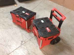 Miluwakee Packout ToolBox Customer Returns See Pictures