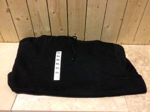 Milwaukee Mens X-Large Black Heavy Duty CottonPolyester Long-Sleeve Pullover Hoodie Customer Returns See Pictures