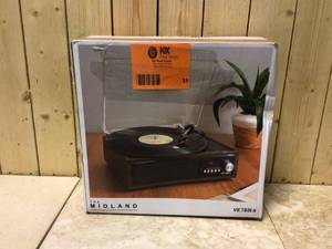 Victrola - Bluetooth Stereo Audio System Customer Returns See Pictures