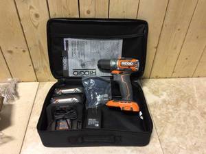 RIDGID 18V Brushless SubCompact Cordless 12 in. Drill Driver Kit with (2) 2.0 Ah Battery, Charger and Bag Customer Returns See Pictures