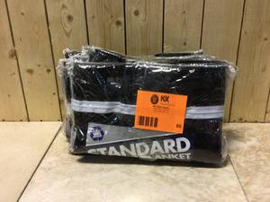 Pratt Retail Specialties 54 in. L x 72 in. W Standard Moving Blanket Customer Returns See Pictures