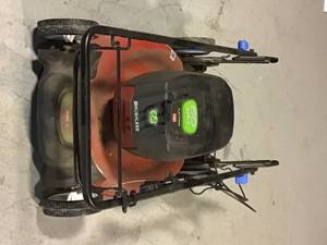 lot 81 image: Toro Recycler 21 in. SmartStow 60-Volt Lithium-Ion Brushless Cordless Battery Walk Behind Mower  NO BATTERY NO CHARGER&nbspCustomer Returns See Pictures