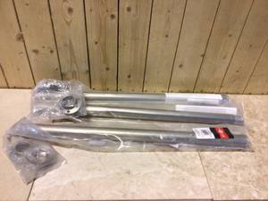 lot 91 image: Rod Desyne 28 in. to 48 in. Adjustable Satin Nickel Closet with 1.5 in. Rod and Socket Set&nbspCustomer Returns See Pictures