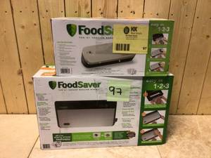 lot 97 image: FOODSAVER VACUUM SEALING SYSTEM &nbspCustomer Returns See Pictures