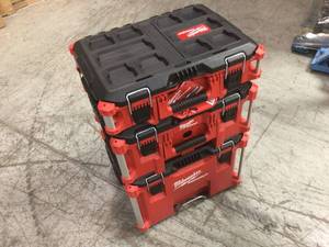 lot 102 image: PACKOUT 22 in. Modular Tool Box Storage System by Milwaukee Customer Returns See Pictures