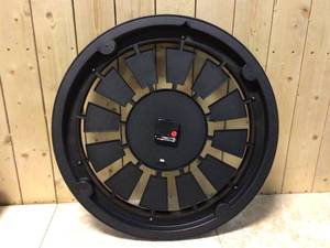 lot 27 image: FirsTime 11 in. BLK Round Wall Clock