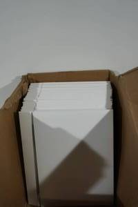 lot 212 image: 16 x 12 x 2.25 Window Top Bakery Boxes - 30 Count