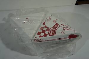lot 211 image: 100 Cardboard Pizza Slice Boxes
