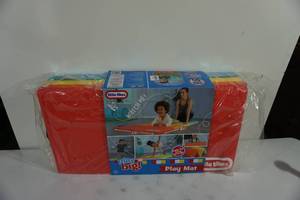 lot 233 image: NEW Little Tikes Play Big Play Mat