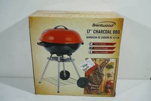 lot 5 image: NEW Brentwood 17 Charcoal BBQ