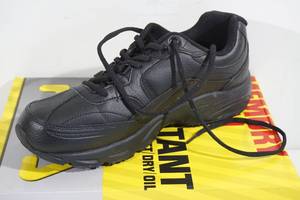lot 28 image: Fila Memory Workshift Shoes - Womens 8 Wide