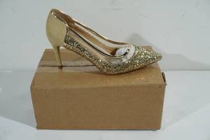 lot 62 image: Journee Collection McCal Shoes - Womens 9