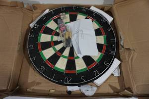 lot 101 image: Trademark Games Pro Style Bristle Steel Tip Dartboard