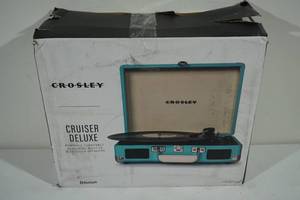 lot 149 image: NEW Crosley Cruiser Portable Turntable - With Bluetooth