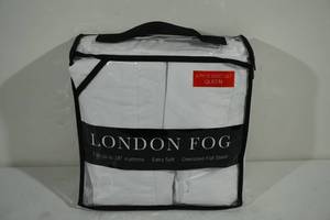 lot 160 image: NEW London Fog 6 Piece Sheet Set - Queen