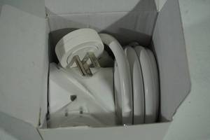 lot 196 image: Bull Magic Cube Compact Surge Protector