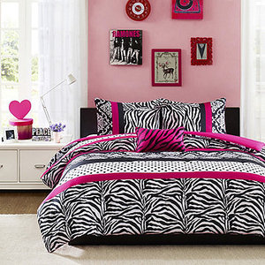 lot 130 image: Mi Zone Gemma 4 Piece Comforter Set - King
