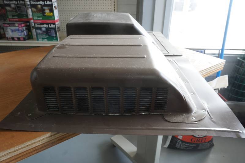 lot 85 image: roof vents