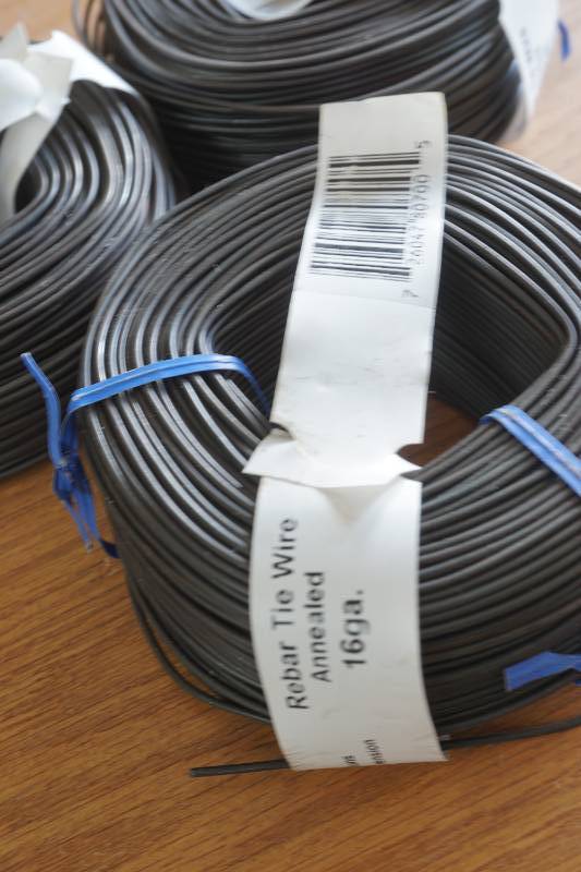 lot 197 image: rebar wire