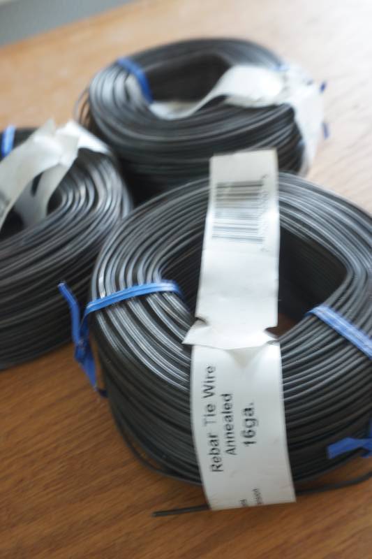 lot 198 image: rebar wire