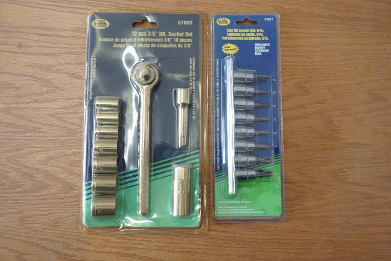 lot 407 image: tools