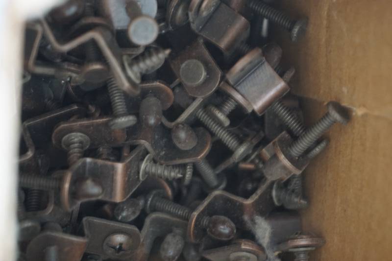 lot 549 image: rail hardware