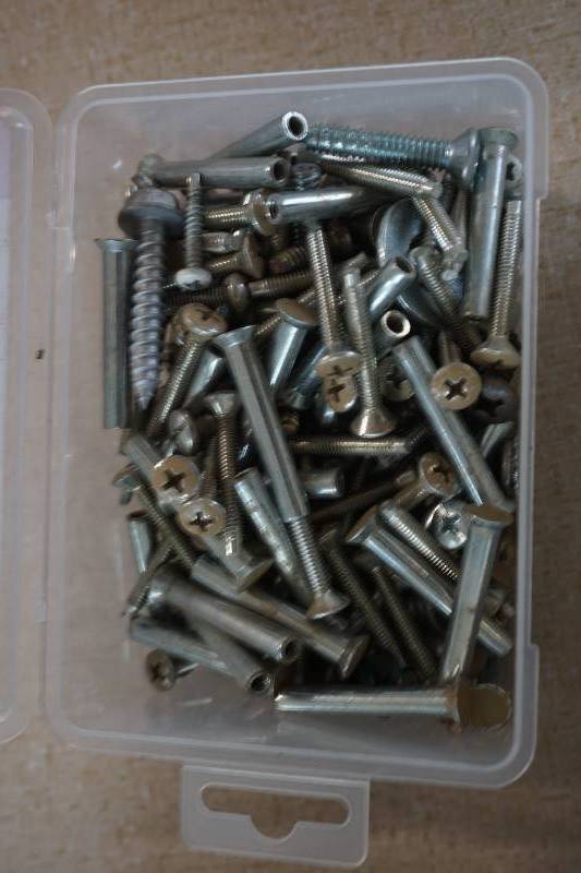 lot 551 image: hardware