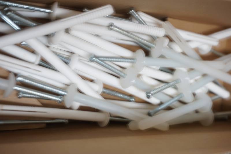 lot 592 image: hardware