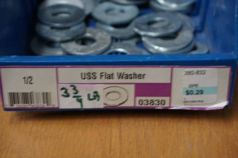 lot 689 image: hardware