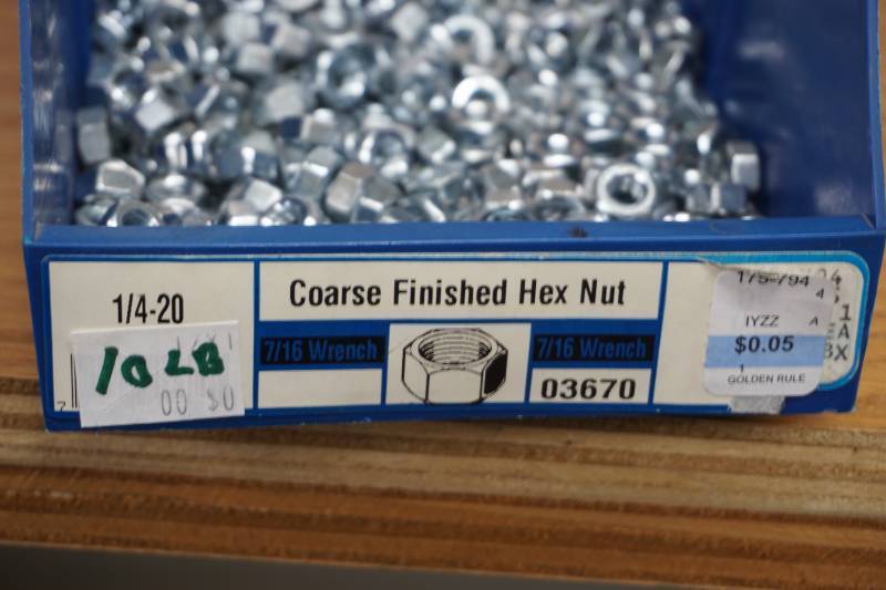 lot 695 image: hardware