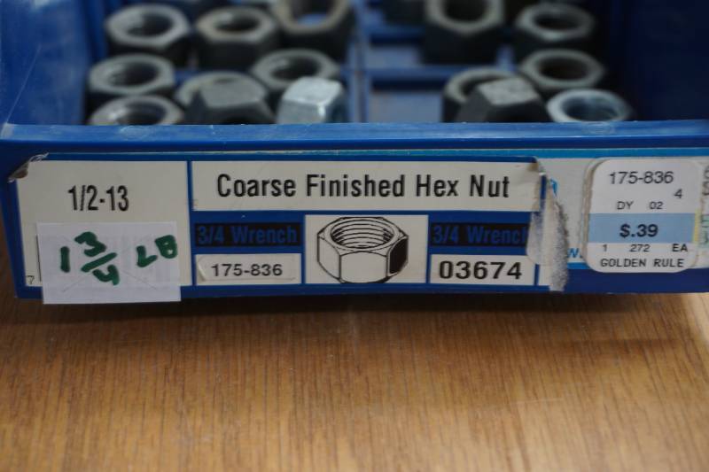 lot 700 image: hardware