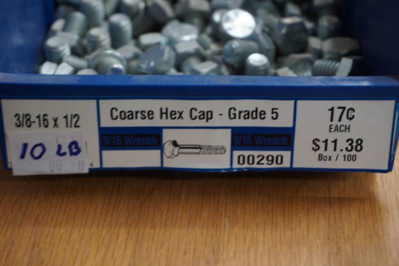 lot 706 image: hardware