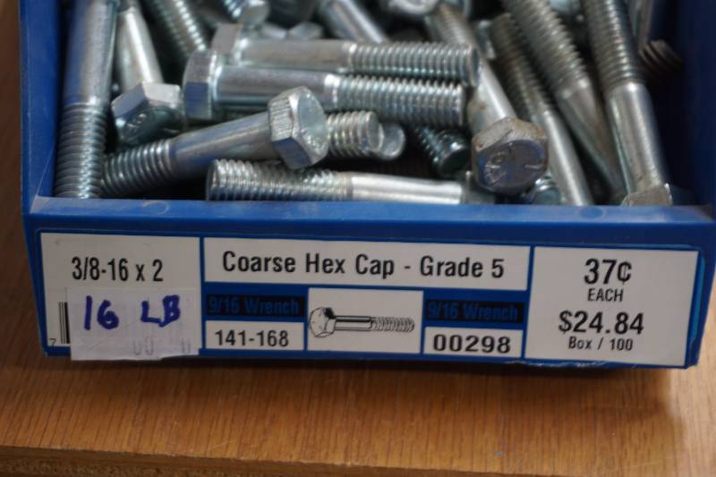 lot 711 image: hardware