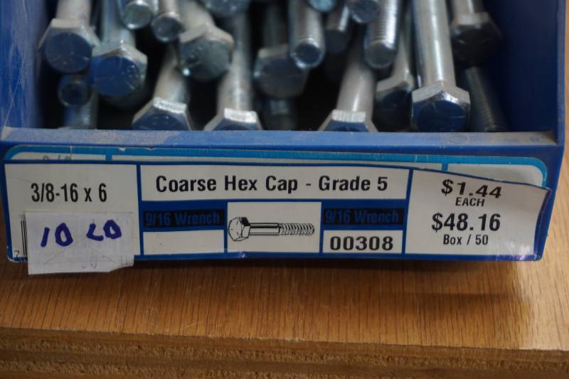 lot 723 image: hardware