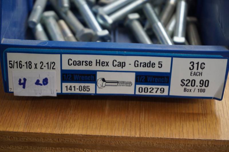 lot 733 image: hardware