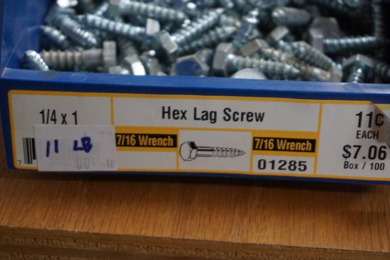 lot 762 image: hardware