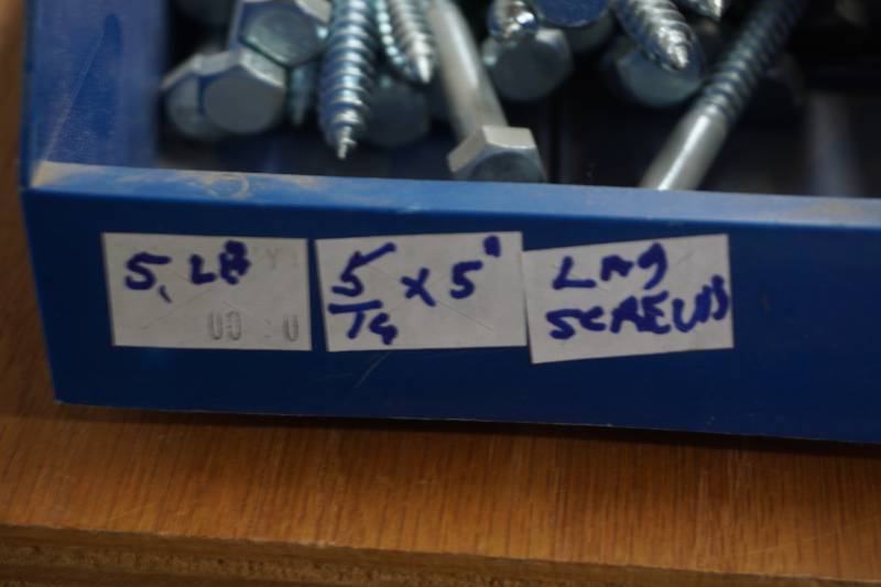 lot 784 image: hardware